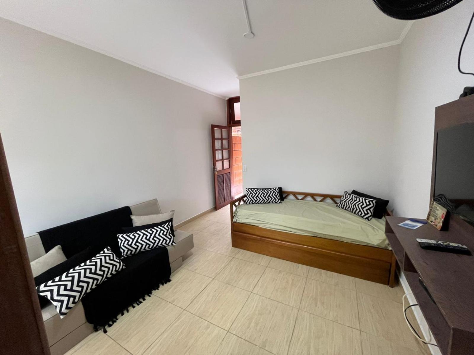 A 200 Metros Da Do Sape Em Apartment Ubatuba